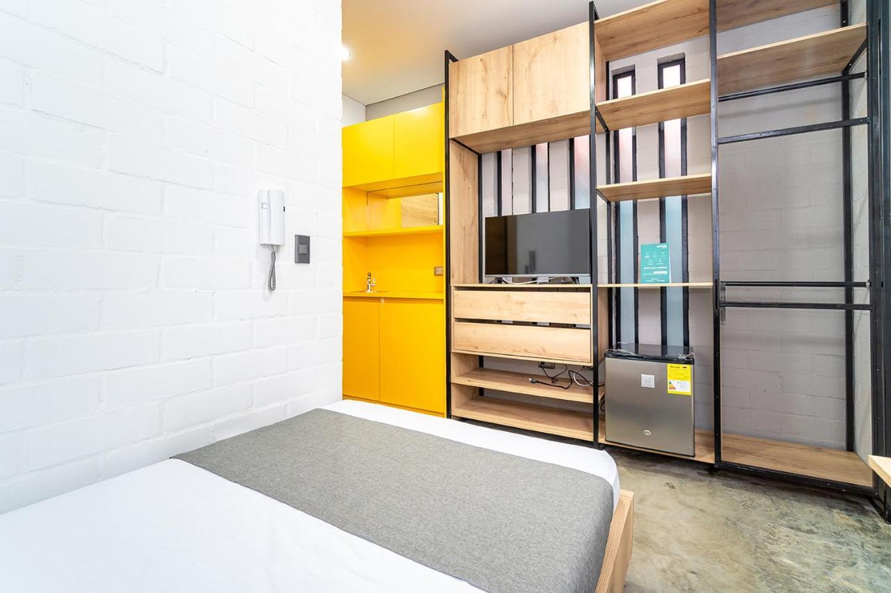 Ayenda Living Box Hotel Cali Exterior photo