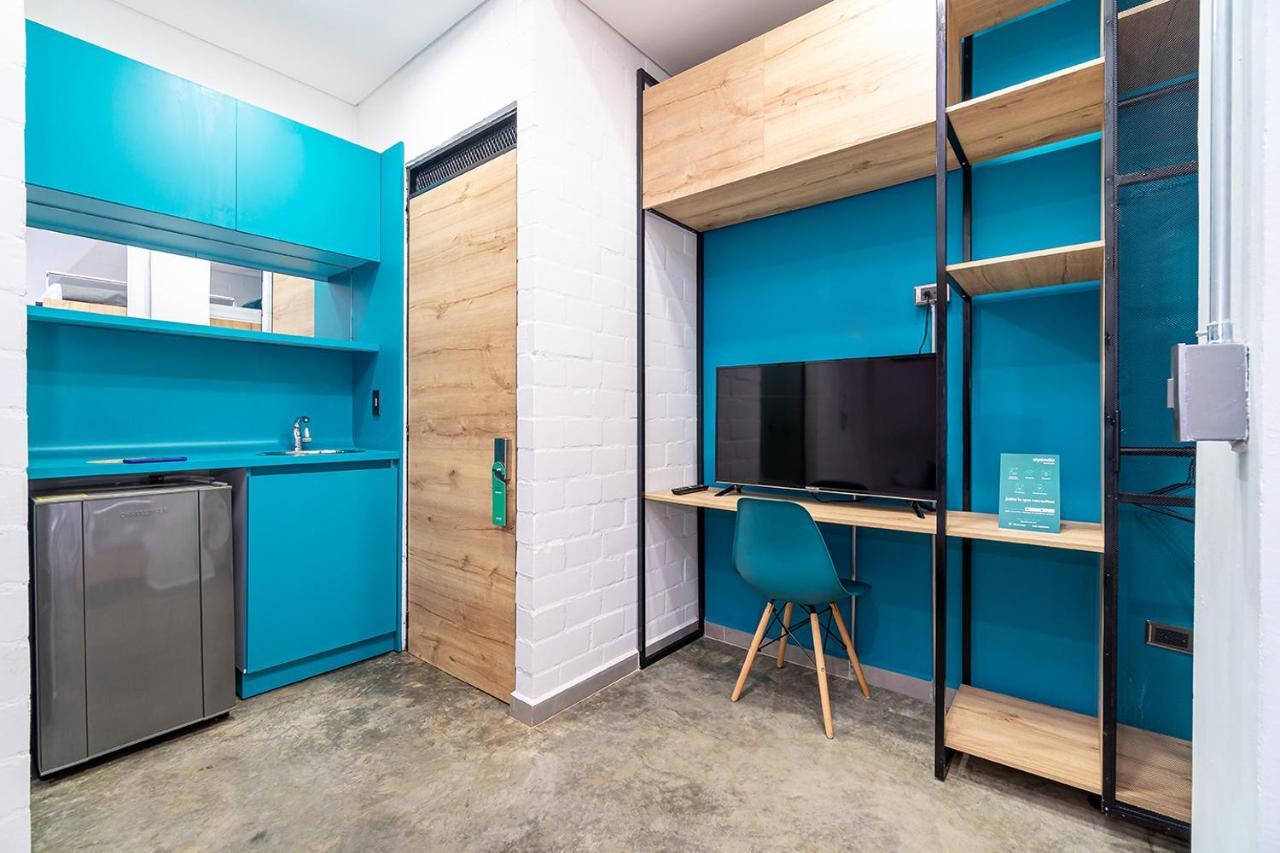 Ayenda Living Box Hotel Cali Exterior photo