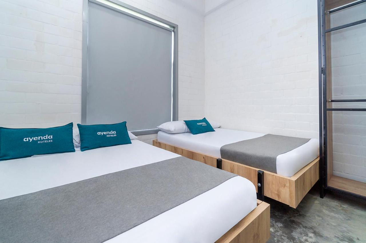Ayenda Living Box Hotel Cali Exterior photo